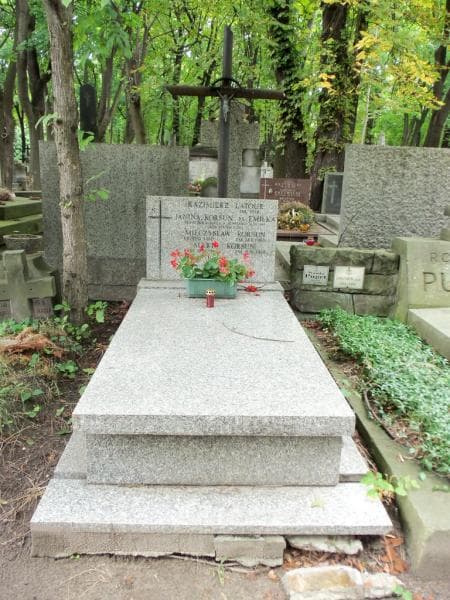 Zdjęcie grobu Kazimierz Latour (1)
