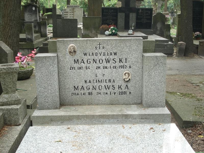 Zdjęcie grobu Władysław Magnowski (2)