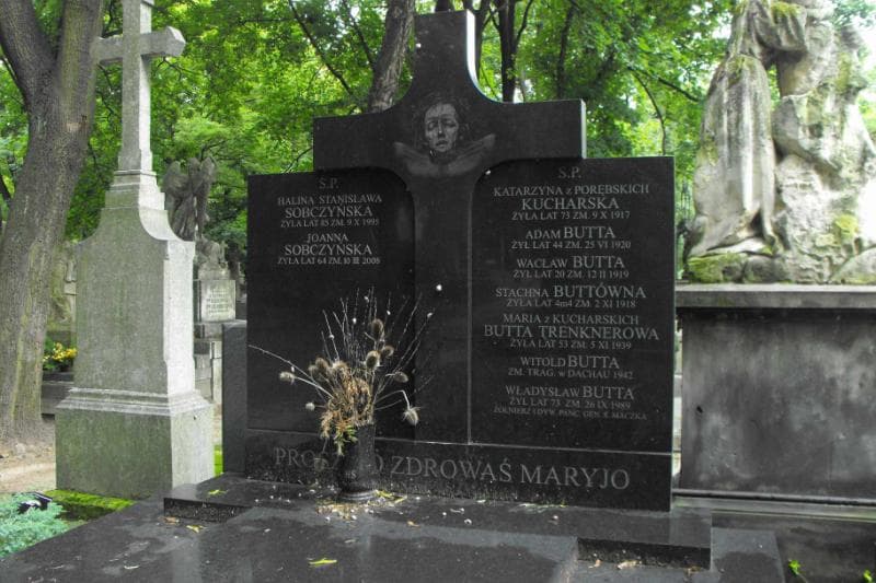 Zdjęcie grobu Adam Butta (2)