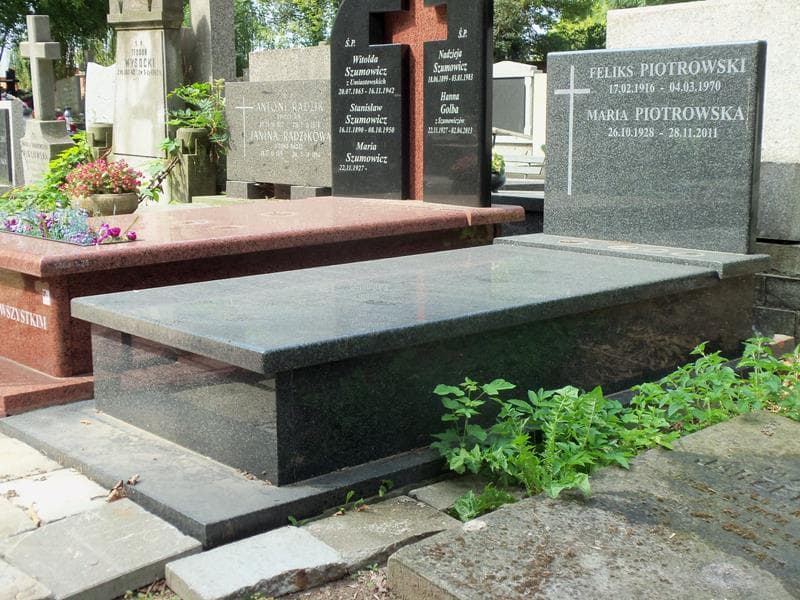 Zdjęcie grobu Maria Piotrowska (1)