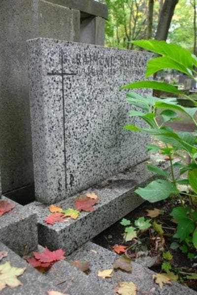 Zdjęcie grobu Rajmund Bogucki (2)