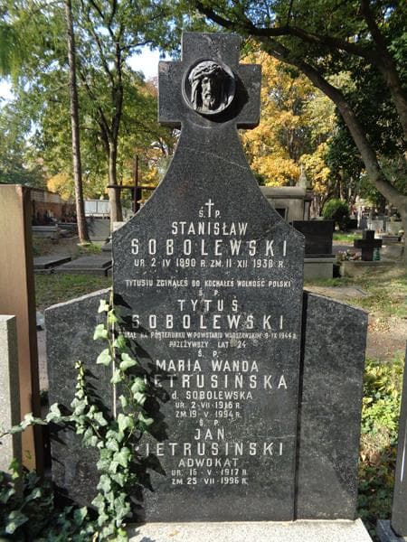 Zdjęcie grobu Jan Pietrusiński (2)