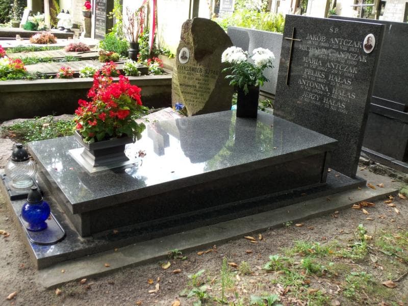 Zdjęcie grobu Jerzy Hałas (1)