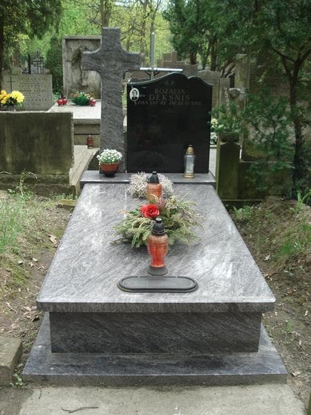 Zdjęcie grobu: Rozalia Deksnis