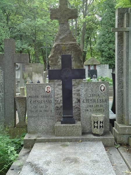 Zdjęcie grobu Marian Tadeusz Ciesielski (2)