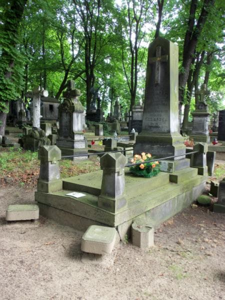 Zdjęcie grobu Maria Jarząbek (1)