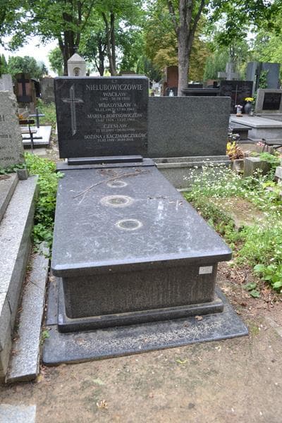 Zdjęcie grobu Czesław Nielubowicz (1)