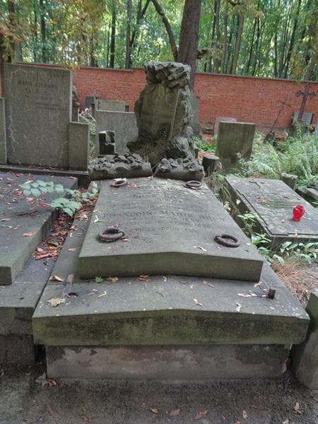 Zdjęcie grobu Rose Brun (1)