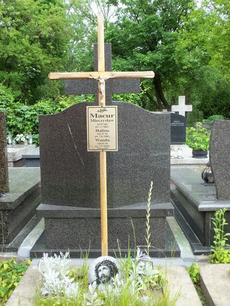 Zdjęcie grobu Wanda Marianna Macur (2)