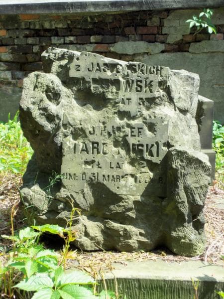 Zdjęcie grobu Targowska (2)