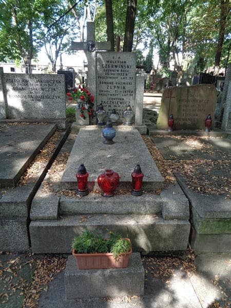 Zdjęcie grobu Wacława Żupnik (1)