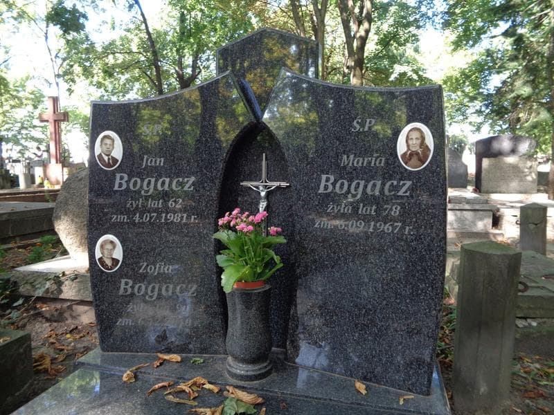 Zdjęcie grobu Maria Bogacz (2)