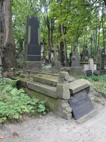Zdjęcie grobu Halina Bernhardtowa (1)