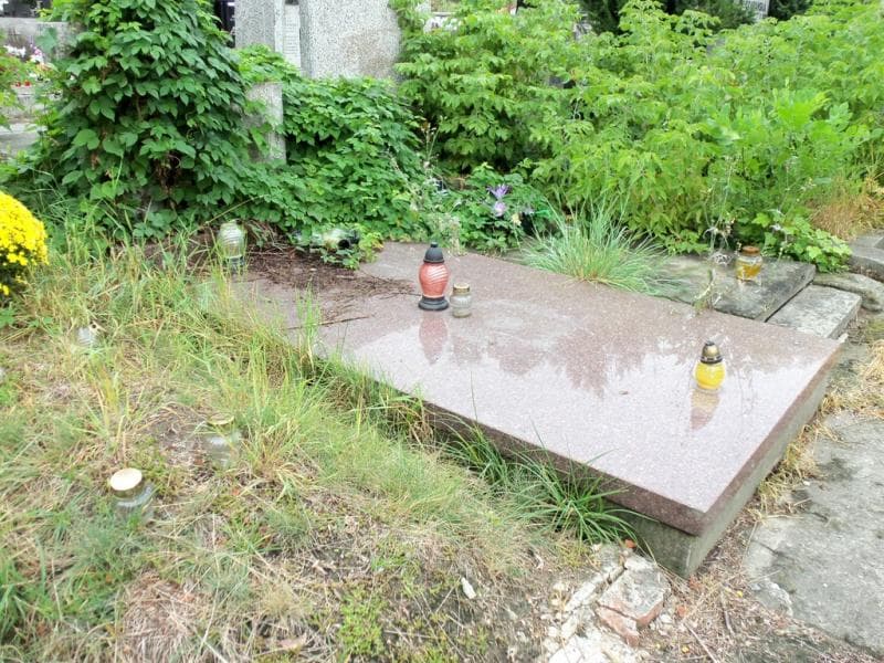 Zdjęcie grobu Halina Słonowska (1)