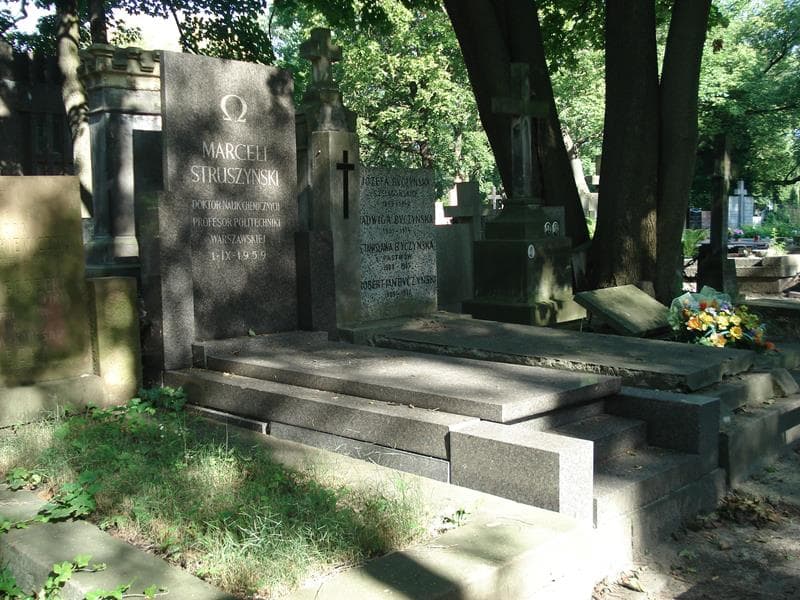 Zdjęcie grobu Marceli Struszyński (1)