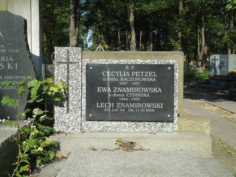 Zdjęcie grobu Cecylia Petzel (2)