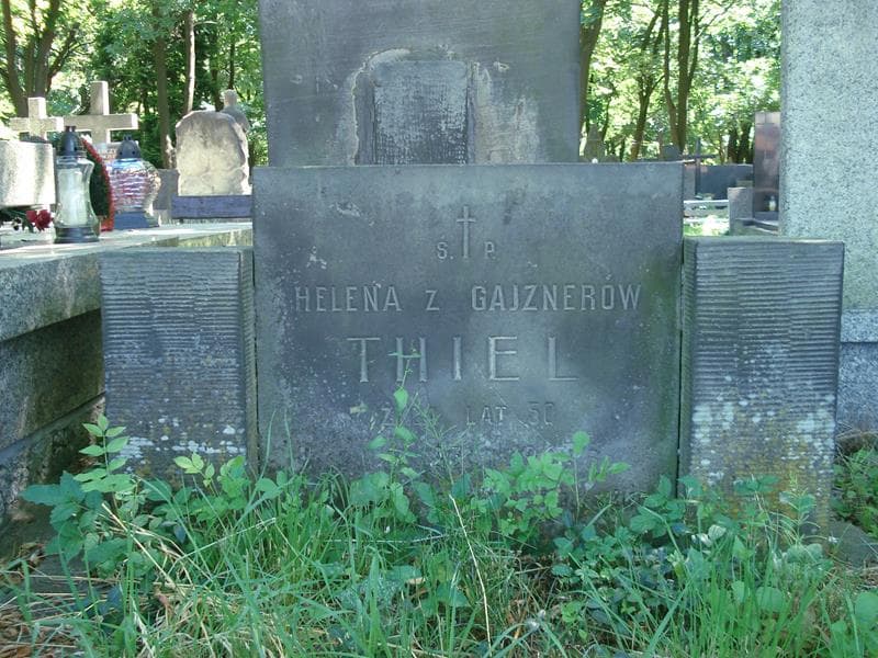 Zdjęcie grobu Helena Thiel (1)