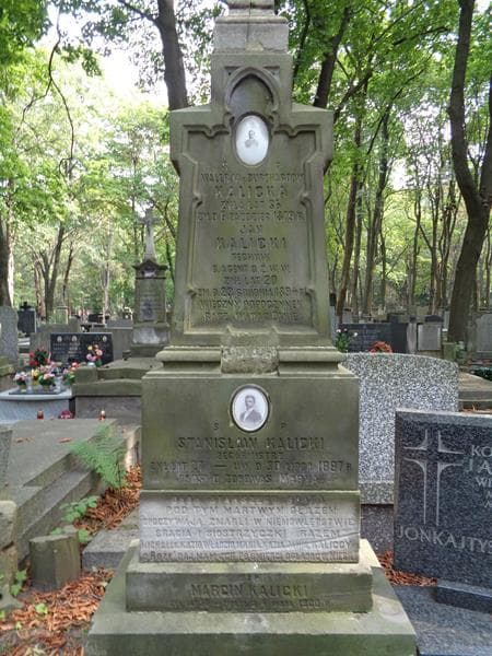 Zdjęcie grobu Konrad Maria Jakubowski (2)