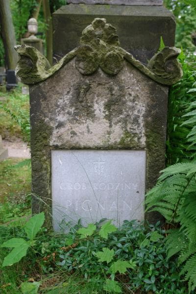 Zdjęcie grobu Pignan (2)