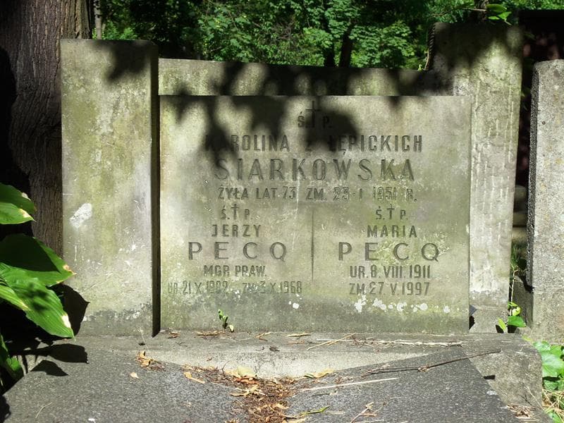 Zdjęcie grobu Maria Pecq (2)