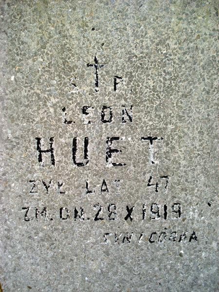 Zdjęcie grobu Leon Huet (2)