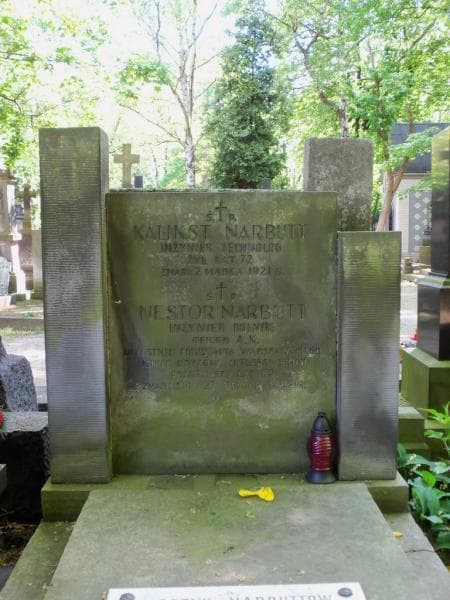 Zdjęcie grobu Nestor Narbutt (2)