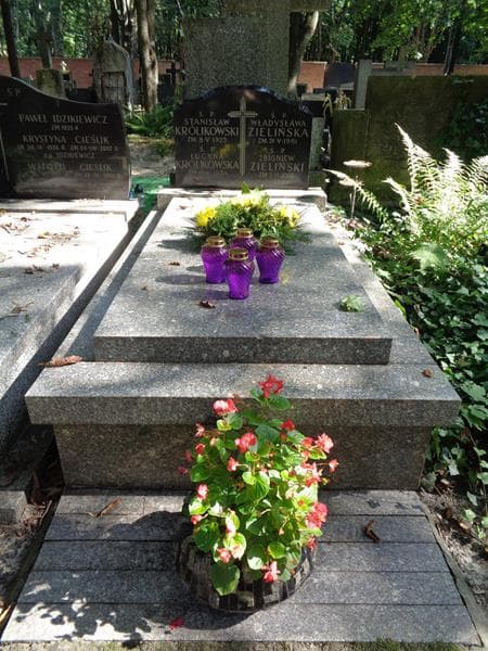 Zdjęcie grobu Lucyna Królikowska (1)