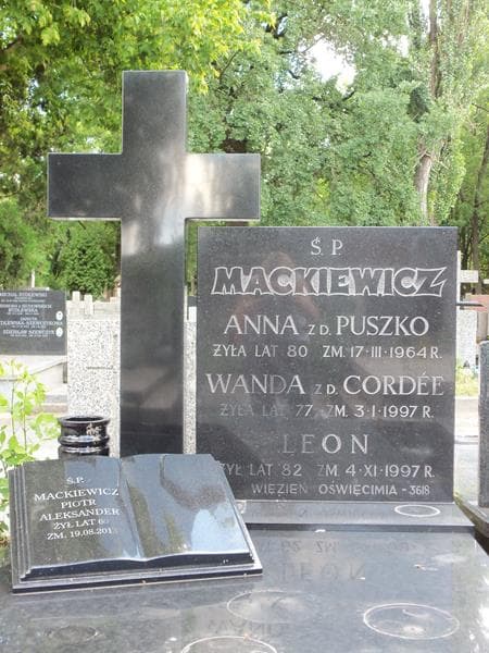 Zdjęcie grobu Wanda Mackiewicz (2)