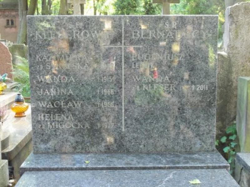 Zdjęcie grobu Wanda Bernadska (2)