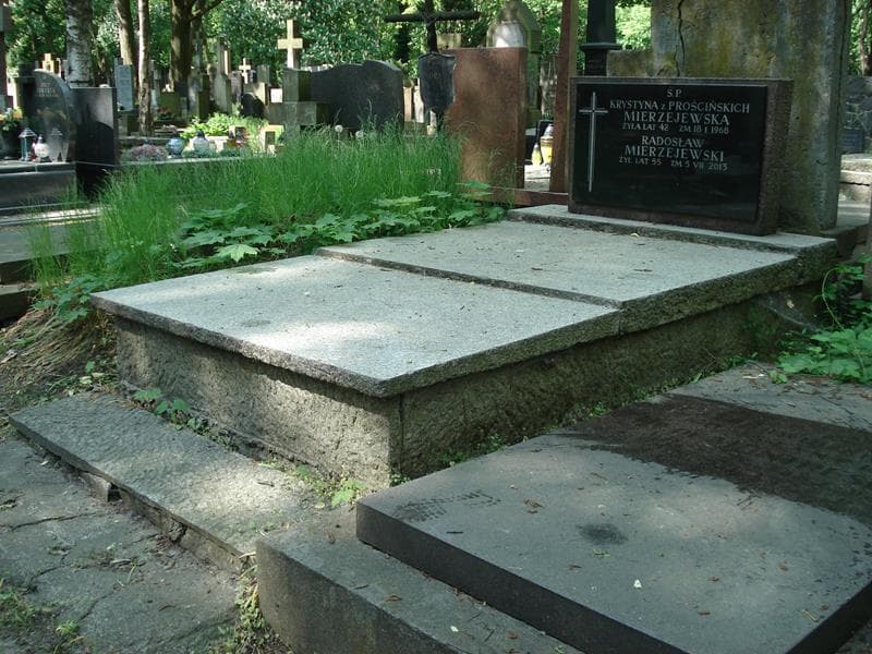 Zdjęcie grobu Radosław Mierzejewski (1)
