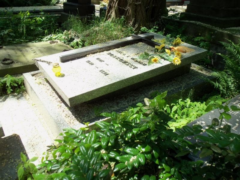 Zdjęcie grobu Wacław Bobrowski (2)