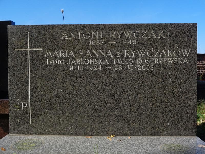 Zdjęcie grobu Czesława Rywczak (2)