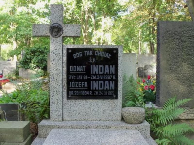 Zdjęcie grobu Józefa Indan (2)