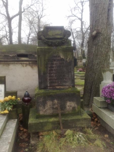 Zdjęcie grobu Jan Kozłowski (1)