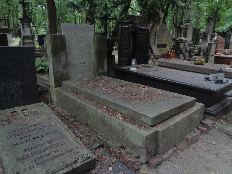 Zdjęcie grobu: Kazimierz Jastrzębiec Uznański