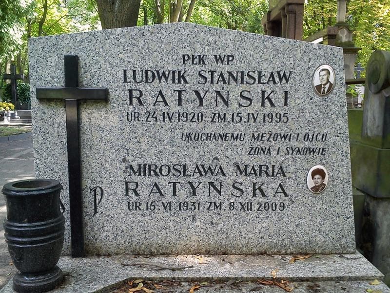 Zdjęcie grobu Albina Ponińska (2)