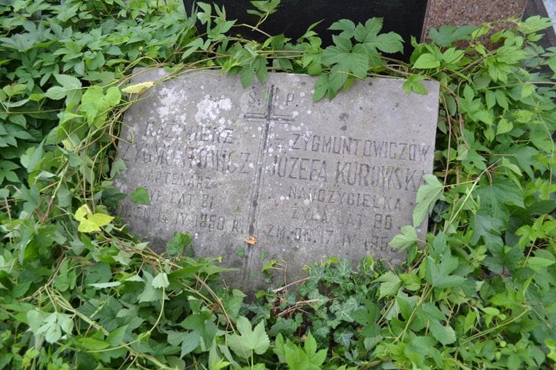 Zdjęcie grobu Józefa Kurowska (2)