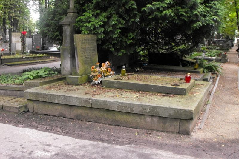Zdjęcie grobu Jerzyk Tomorowicz (1)
