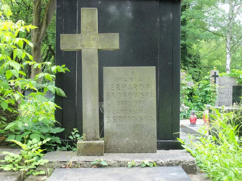Zdjęcie grobu Jarosława Berżyńska (2)