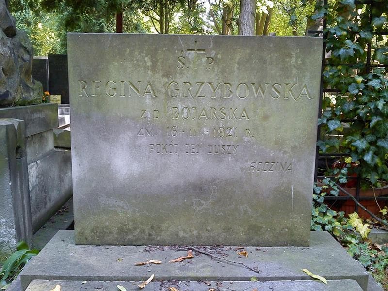 Zdjęcie grobu Regina Grzybowska (2)