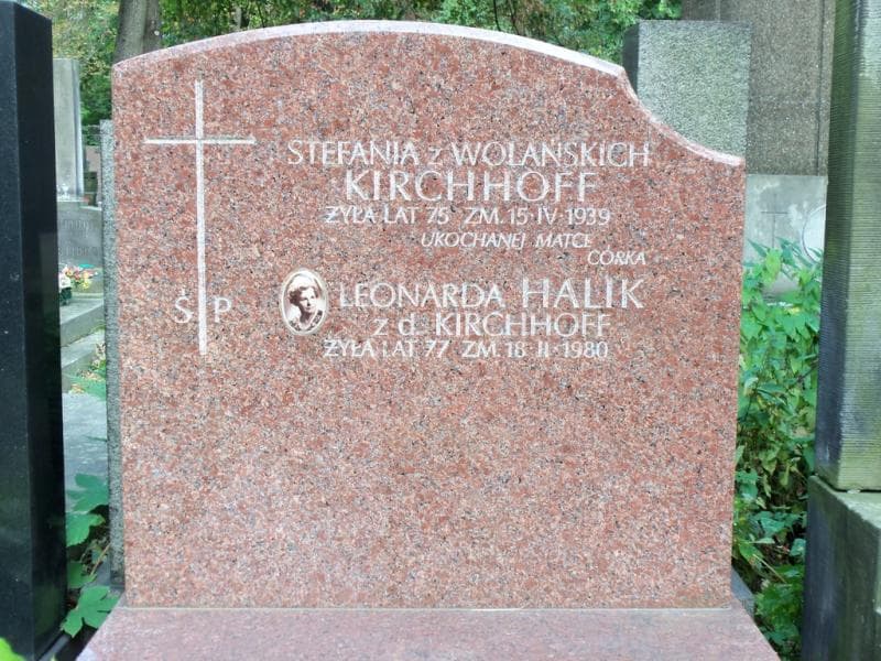 Zdjęcie grobu Leonarda Halik (2)