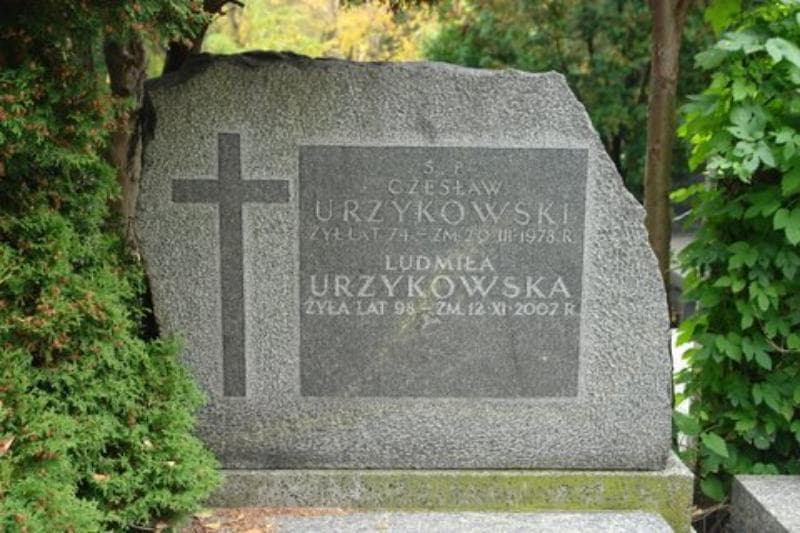 Zdjęcie grobu Czesław Urzykowski (2)