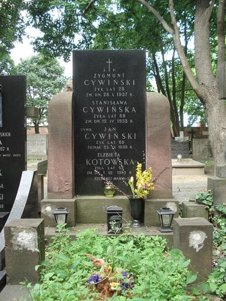 Zdjęcie grobu Stanisława Cywińska (1)