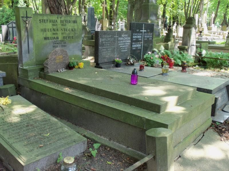 Zdjęcie grobu Stefania Beyerowa (1)