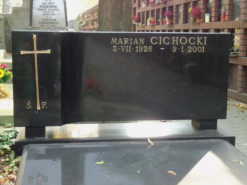 Zdjęcie grobu Marian Cichocki (2)