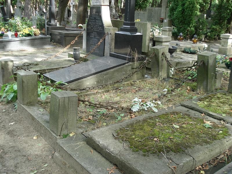 Zdjęcie grobu Anonim (2)