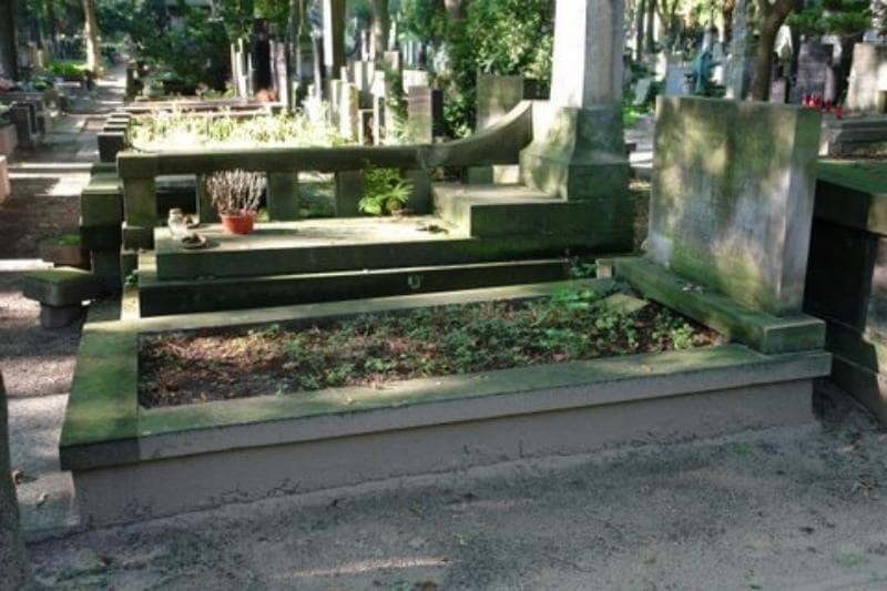 Zdjęcie grobu Józefa Przyłuska (1)