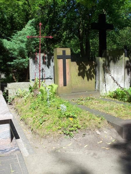 Zdjęcie grobu Anonim (1)
