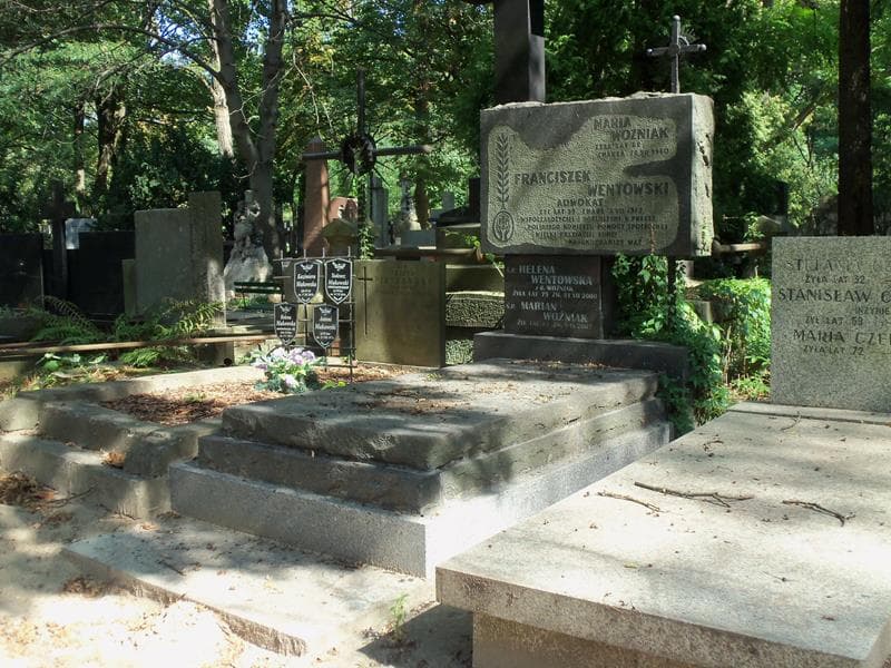 Zdjęcie grobu Marian Woźniak (1)