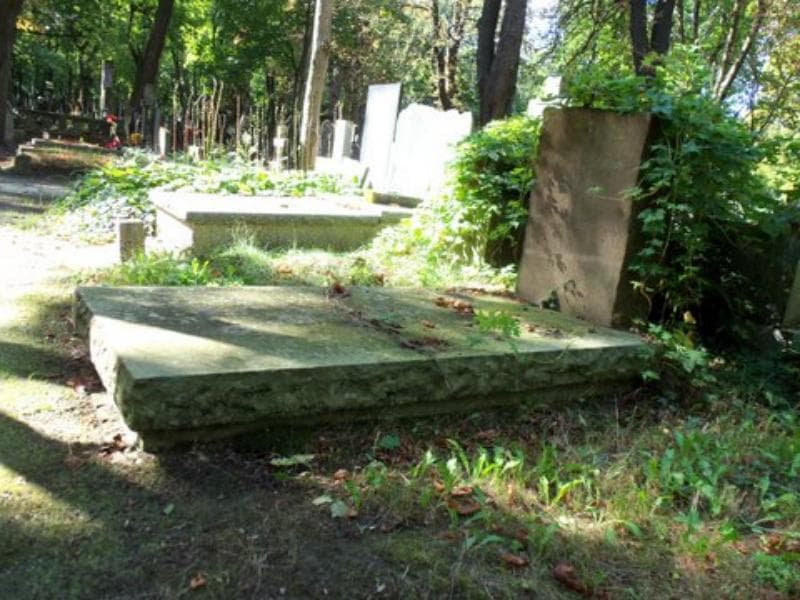 Zdjęcie grobu Jan Adamkowicz (1)